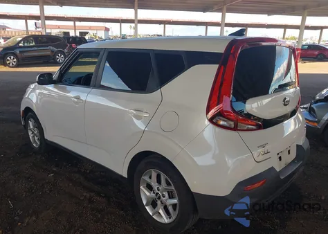 2021 Kia Soul S z USA, uszkodzony, nr VIN KNDJ23AU7M7764233